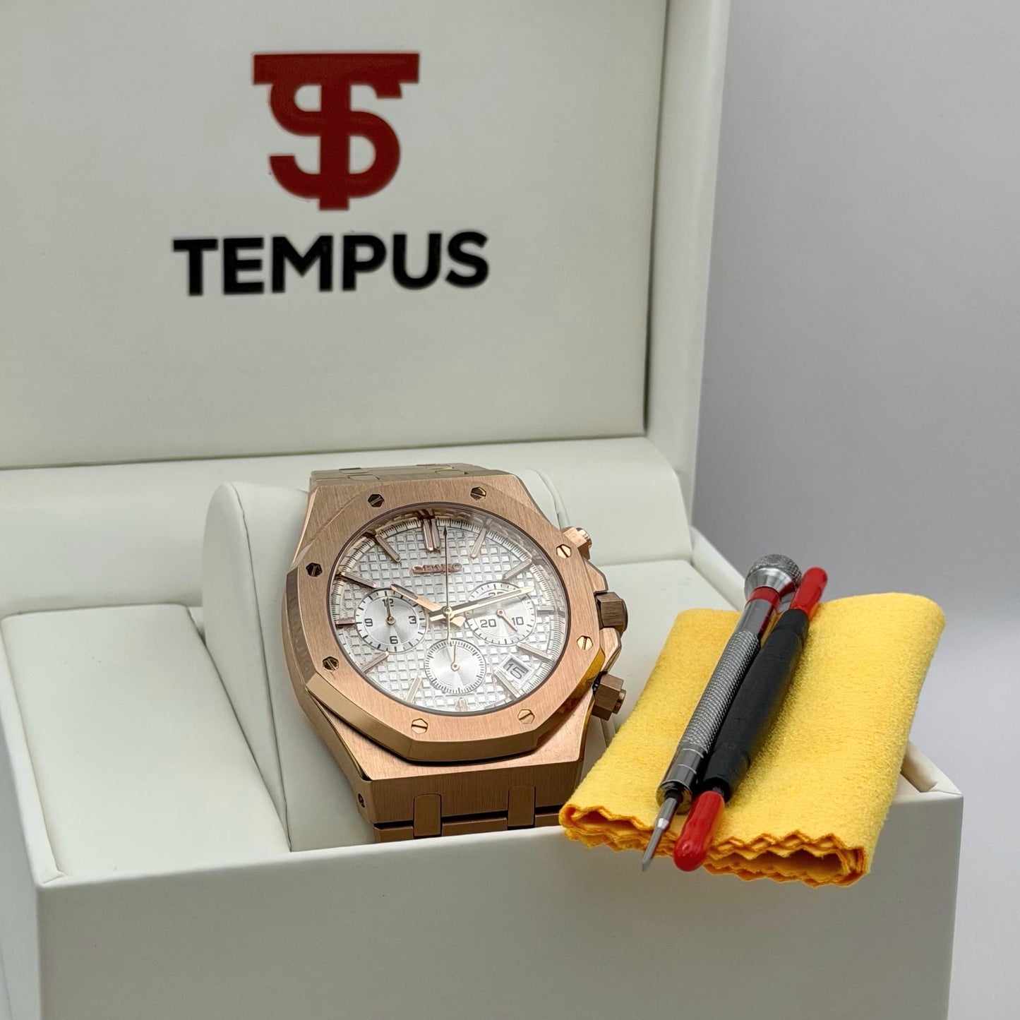 Royal Oak Chrono Mod - Rose Gold White