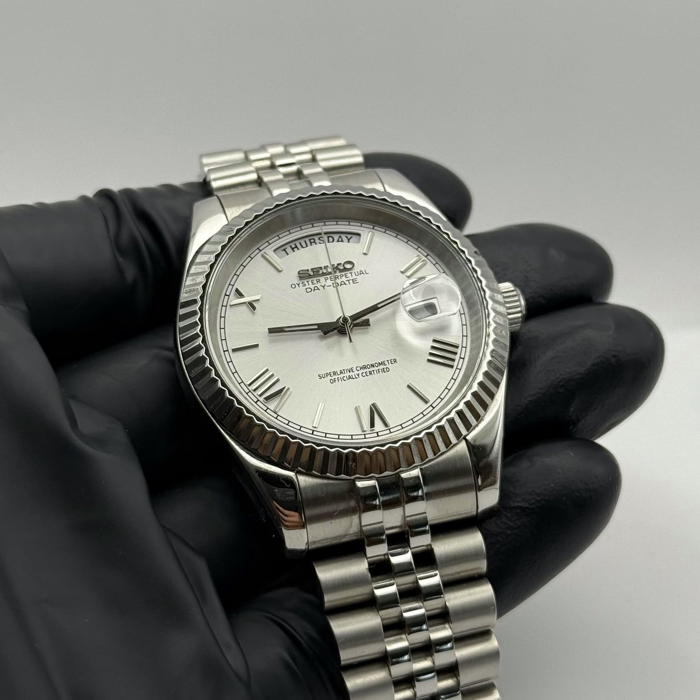 Seiko Day-Date Mod - White Roman